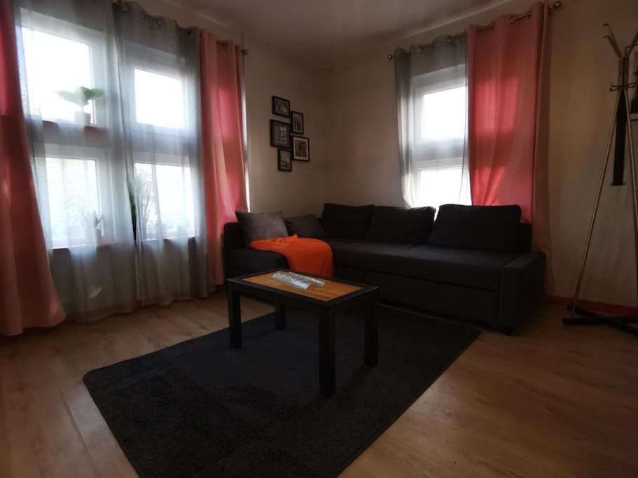 N1 F2 40M2 Avec Petit Jardin Daire Hérouville-Saint-Clair Dış mekan fotoğraf
