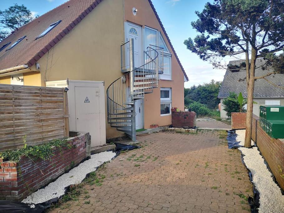 N1 F2 40M2 Avec Petit Jardin Daire Hérouville-Saint-Clair Dış mekan fotoğraf